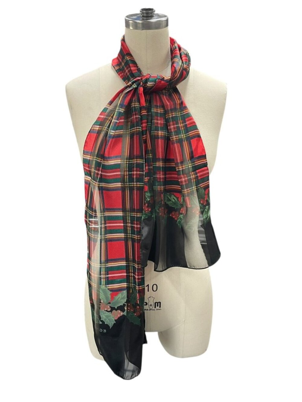 Christmas Plaid Holly Berry Scarf Wrap 100% Polyester Made in Korea‎ Red Green
